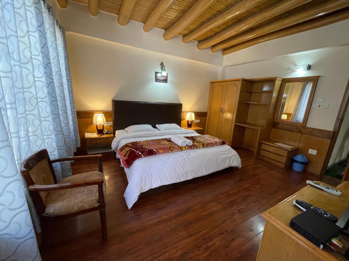 New Royal Guest House Leh Exterior foto