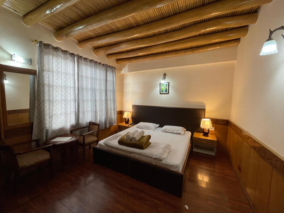 New Royal Guest House Leh Exterior foto